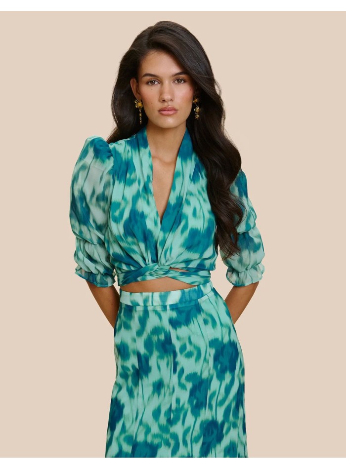 Top con estampado floral y lazada frontal
