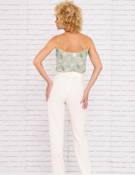 Floral print party top with lace detail at INVITADISIMA