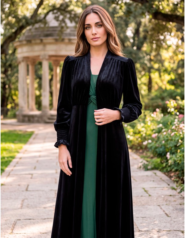 Kimono negro de terciopelo elegante para mujer