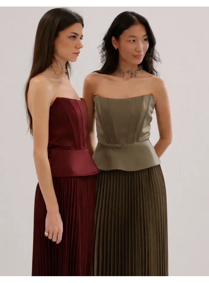 Ensemble deux pièces composé d'un corset sans...