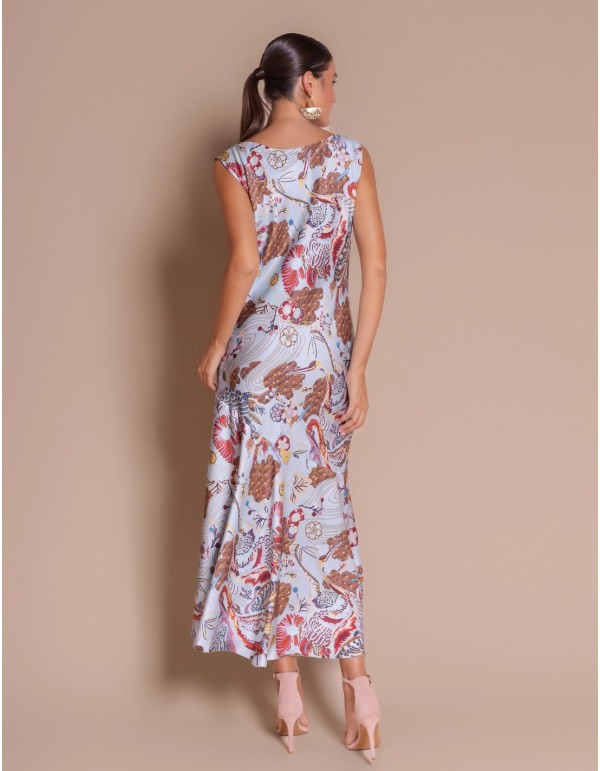 Vestido largo azul de satén con estampado de aves exóticas 2