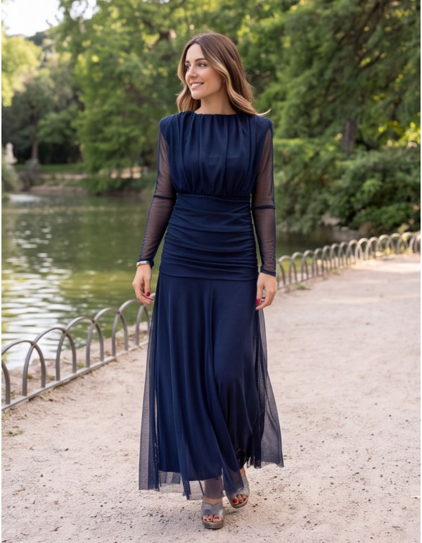 Robe midi en tulle bleu marine à épaules structurées