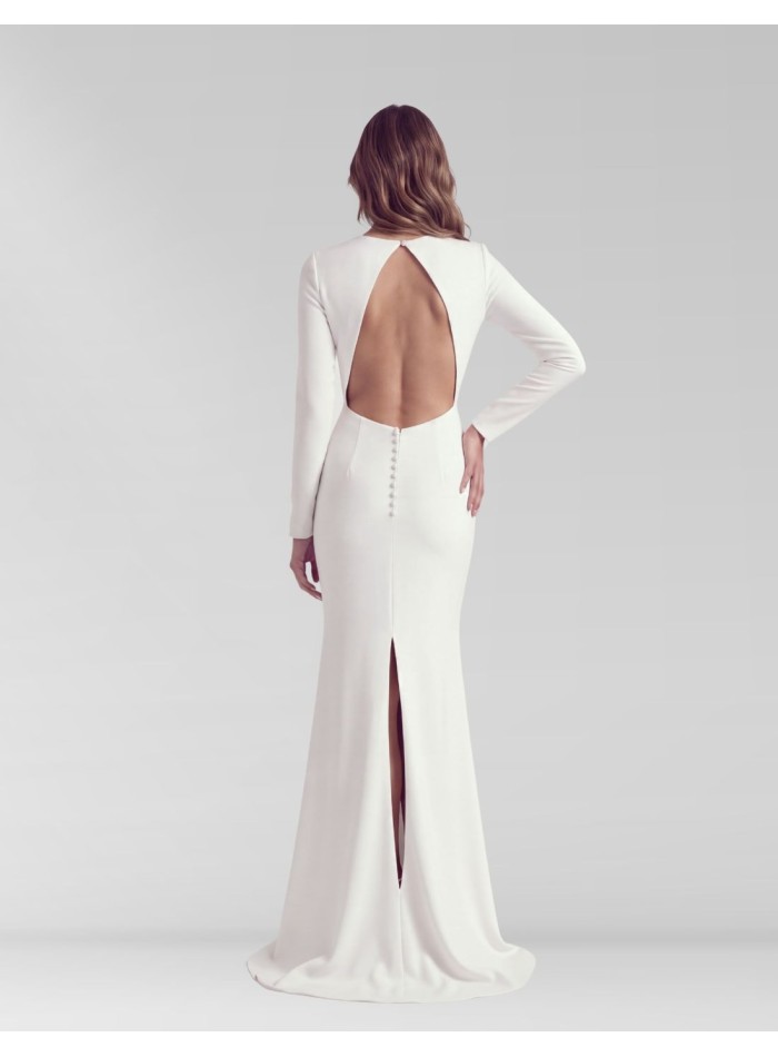 Vestido de novia con corte evasé y escote barco
