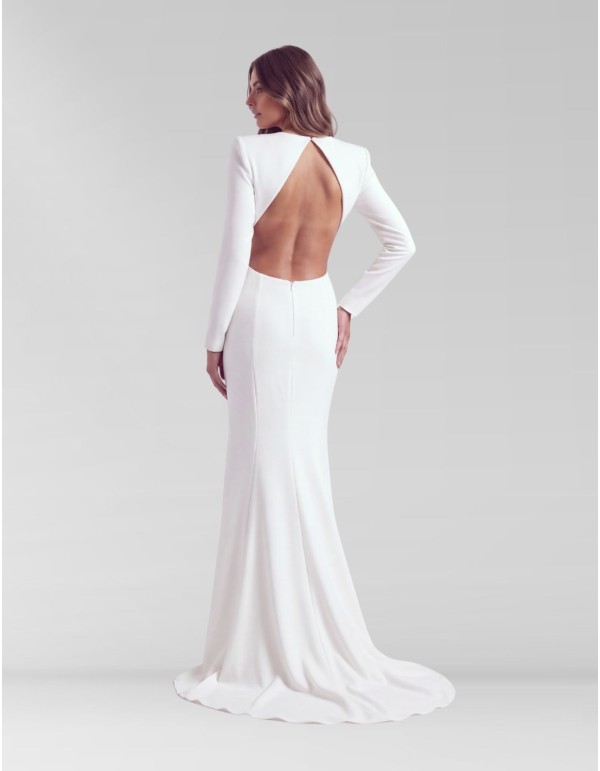 Wedding dress with an open back and train 2