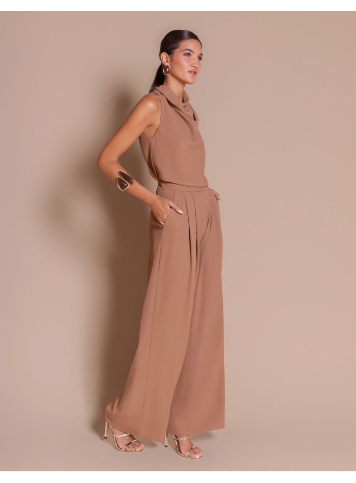 Pantalon de cérémonie avec plis sur le devant,...