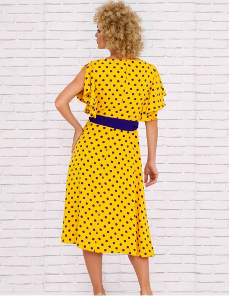 Polka-dotted party dress with v-neck
at INVITADISIMA by Nuribel