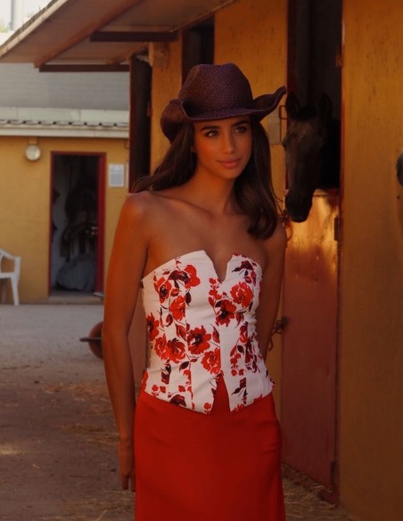 Ensemble composé d'un haut bustier à imprimé floral et d'une jupe longue cintrée