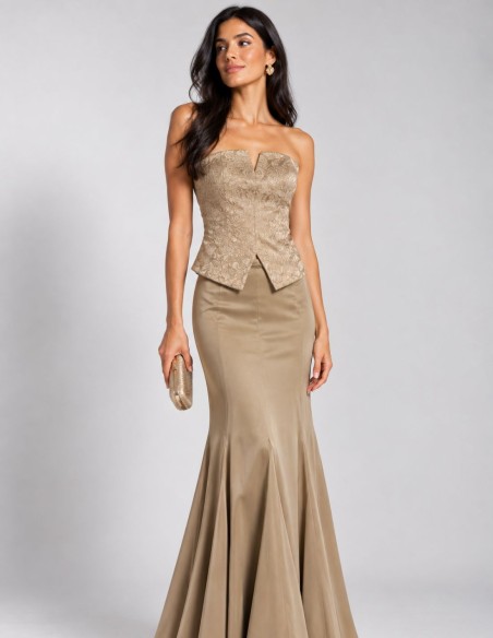 Ensemble jacquard marron et crème composé d'un haut corset et d'une jupe longue