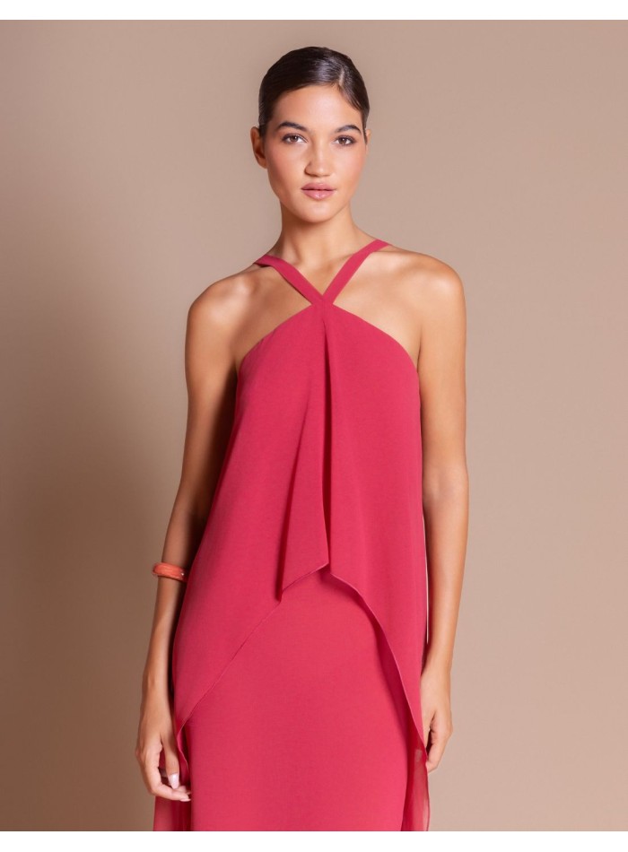 Vestido largo de gasa rosa con escote cruzado...