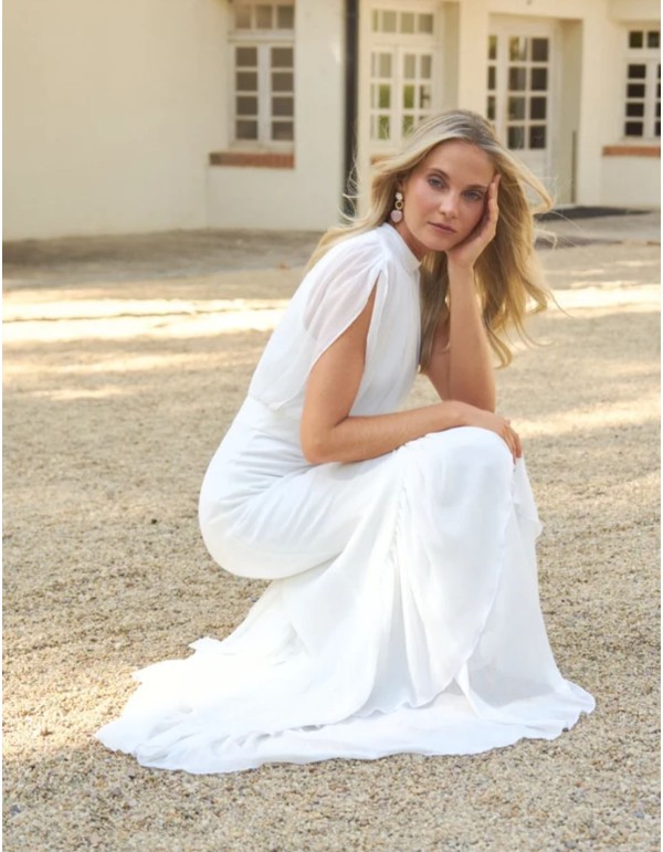 Robe de mariée longue en crêpe, avec un corsage plissé et... 2