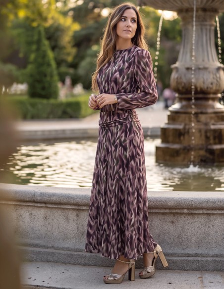 Robe midi imprimée à manches longues avec des détails drapés