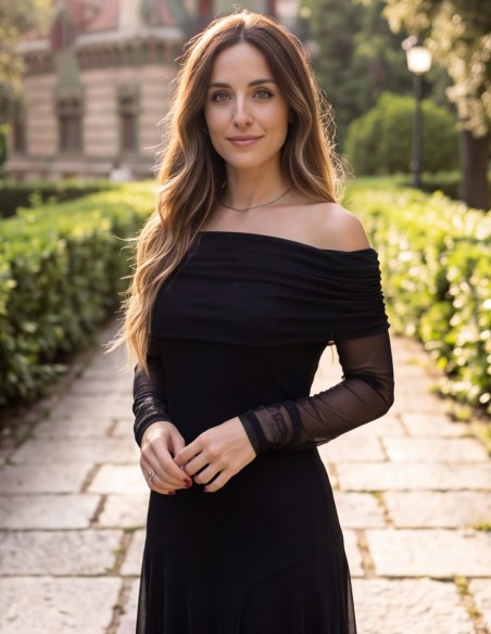Robe noire en tulle à encolure bardot et manches longues