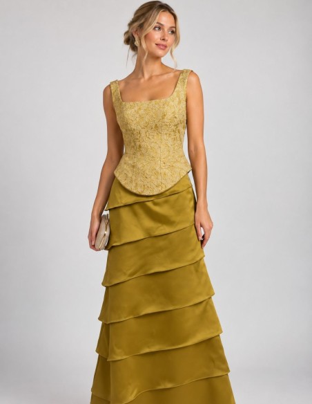 Two-piece set with a jacquard top and a layered skirt