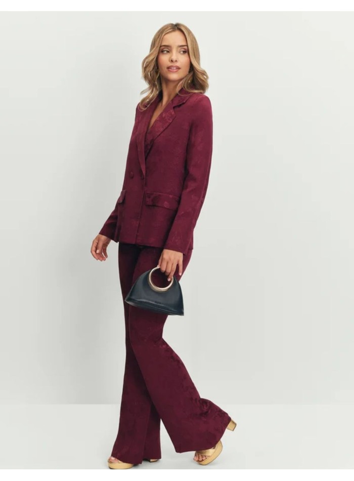 Aubergine-colored jacquard blazer with a sash