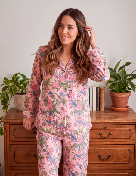 Pijama rosa de algodón con estampado botánico romántico perfecto para regalar