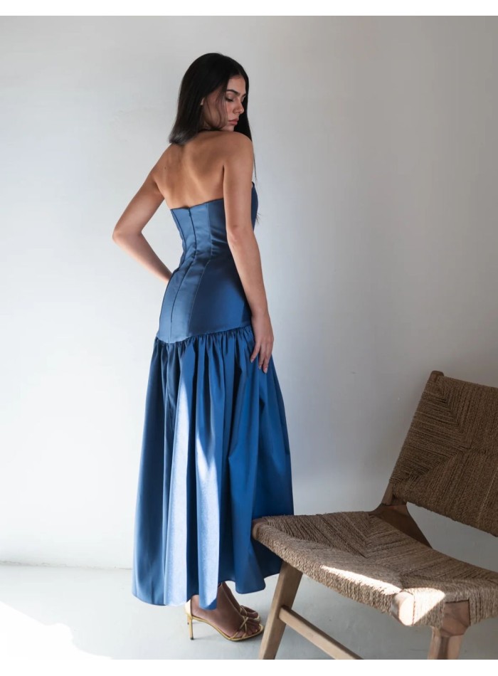 Vestido midi de mikado entallado con cuerpo encorsetado para invitada