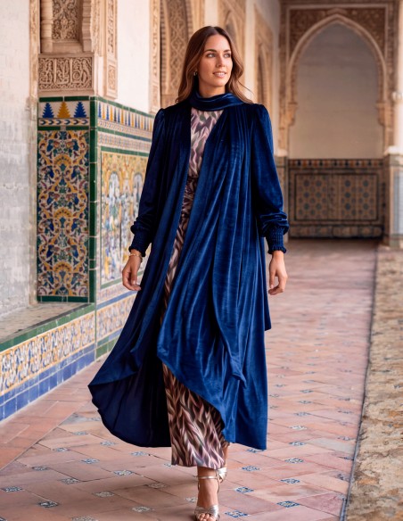 Kimono largo azul marino de terciopelo con chal incorporado