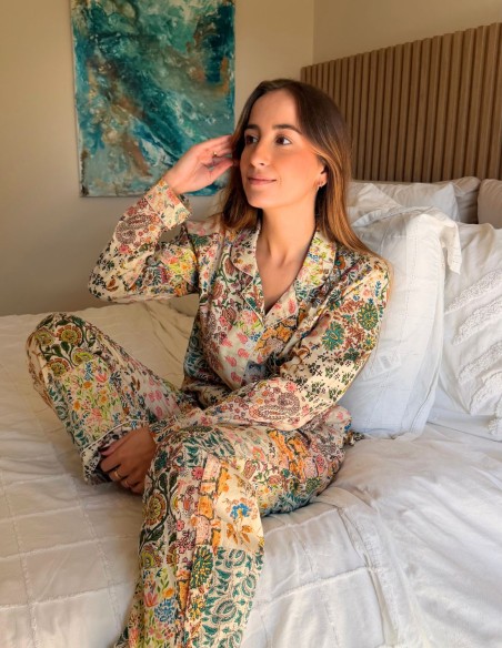 Three-piece pajama set with a floral print