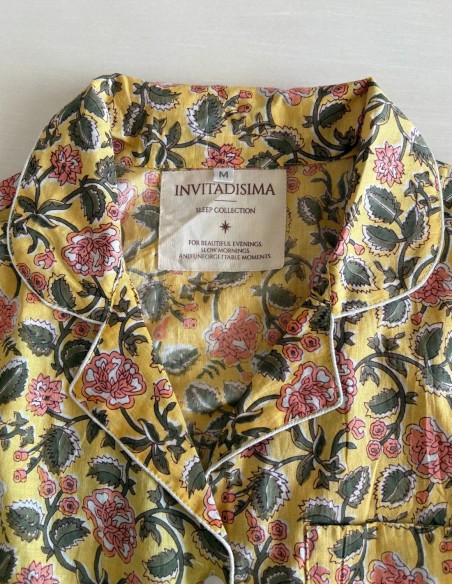 Pyjama artisanal en coton jaune à fleurs roses – 3 pièces