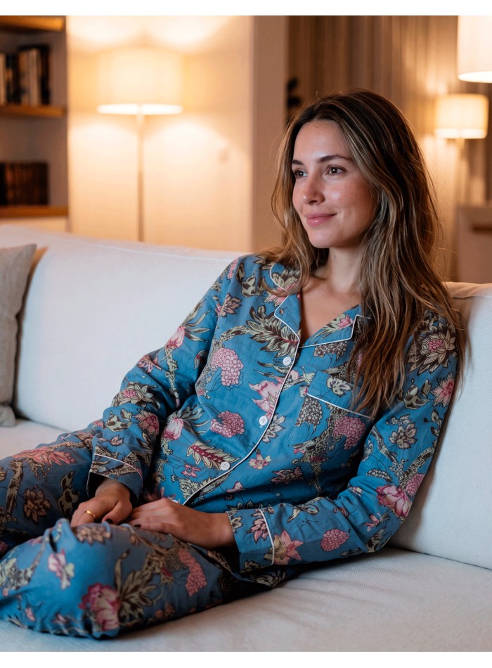 Pyjamas pour femmes pour être resplendissante à la maison — bleu