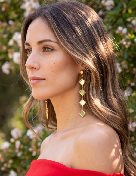 Long gold earrings with mirrors