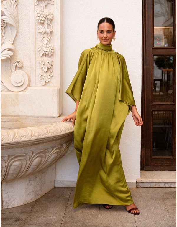 Long dress made of flowing satin fabric with a bow at the... 2