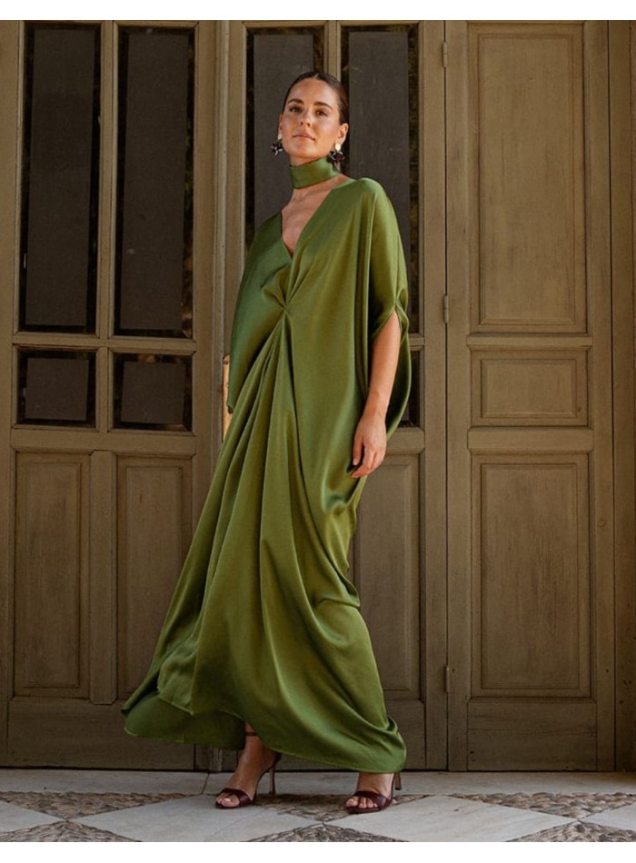 Kaftán en verde con caída fluida