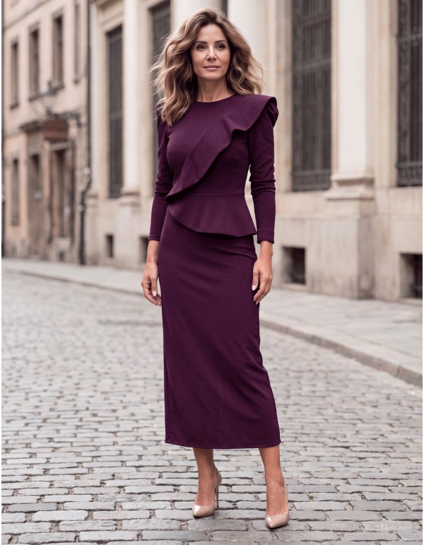 Vestido midi berenjena liso con volante en el pecho para invitada