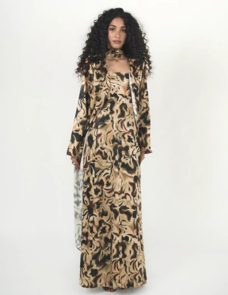 Kimono largo con estampado botánico en tonos verdes