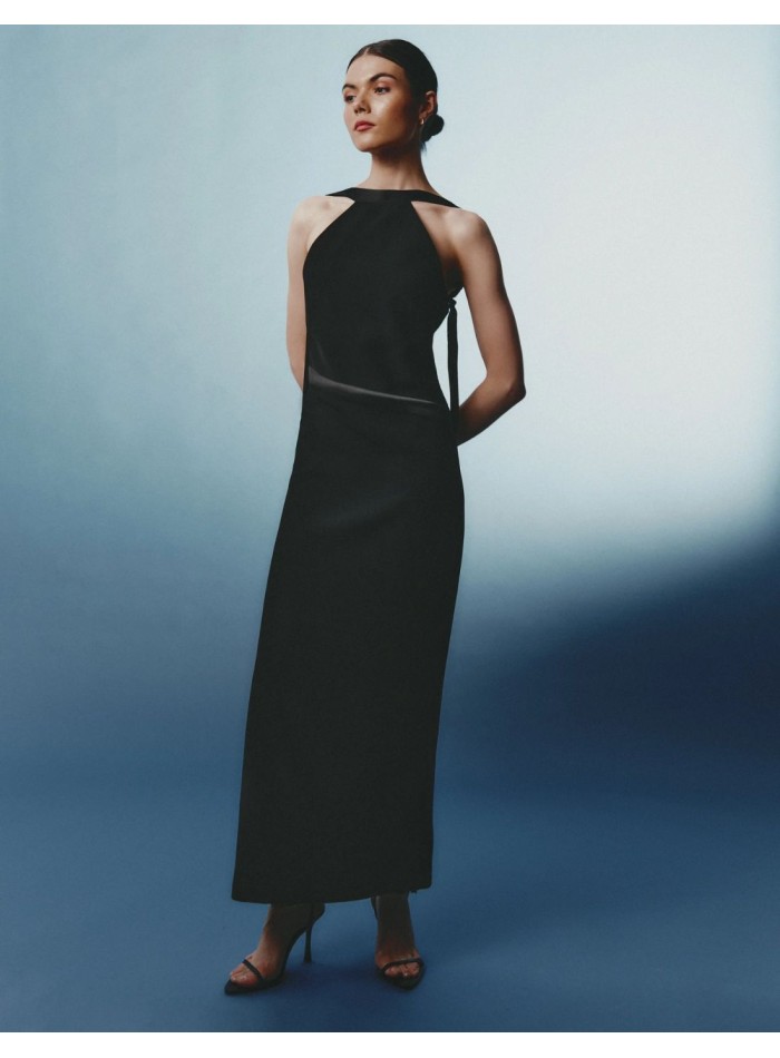 Vestido largo en crepe negro