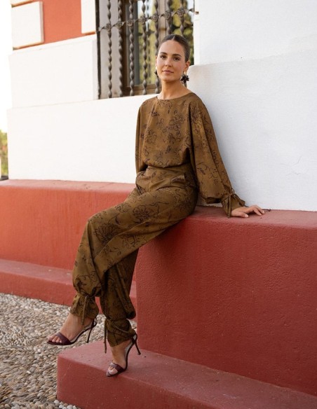 Pantalon long bouffant vert à motifs