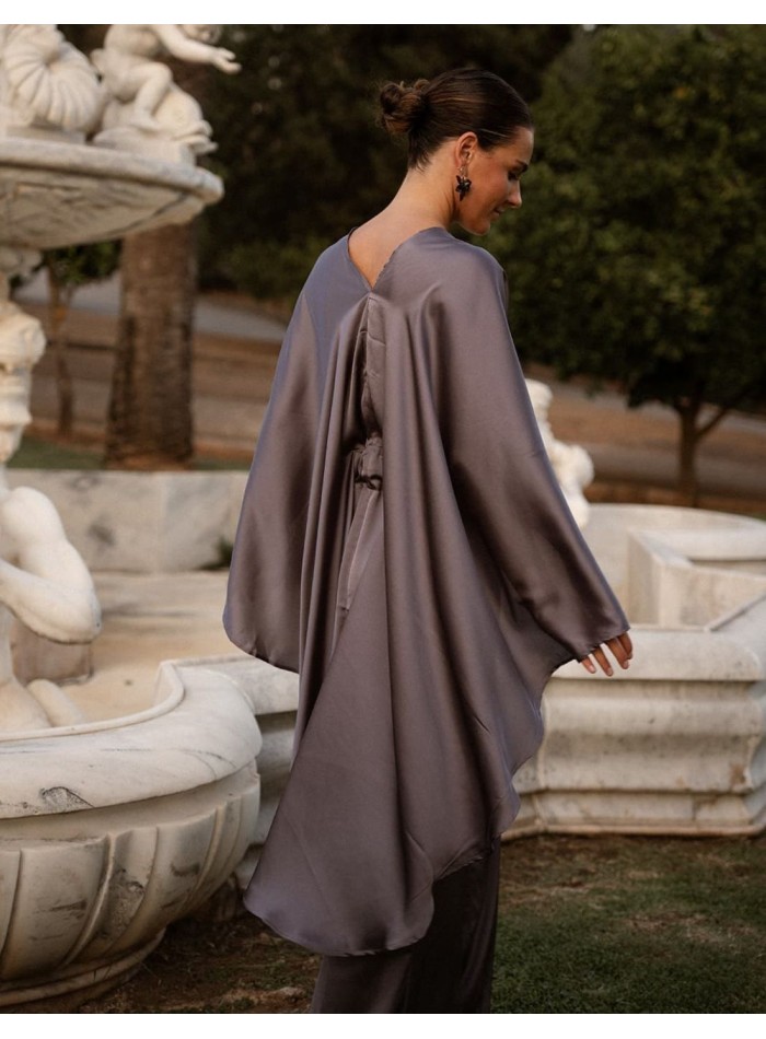 Satin gray kimono with a tie at the waist