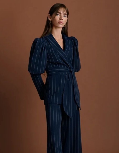 Veste bleu marine à rayures diplomatiques, avec manches bouffantes et ceinture