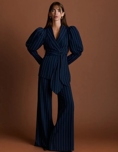Veste bleu marine à rayures diplomatiques, avec manches bouffantes et ceinture
