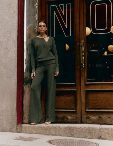 Pantalon long évasé en maille grain de riz