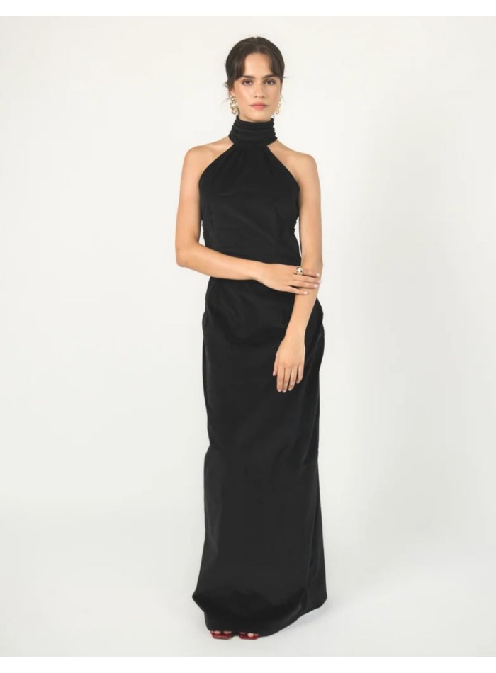 Vestido largo negro de terciopelo para eventos de noche
