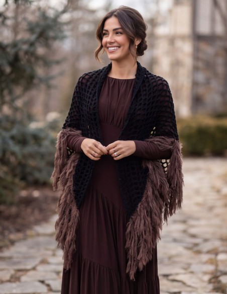 Black knitted shawl with a dark brown faux-fur trim