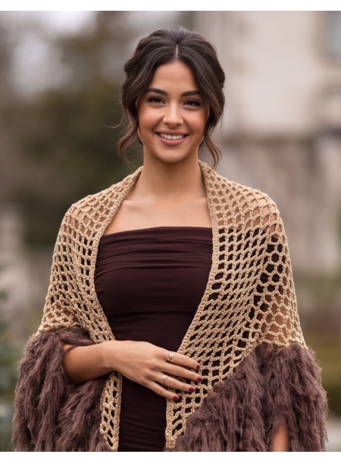 Camel-colored knit shawl with a brown faux-fur trim