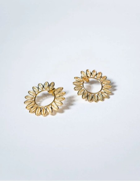 Small spiral-shaped earrings
