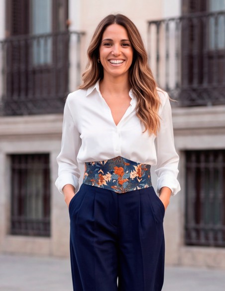 Fajín ancho azul con estampado tropical de flores y animales de algodón