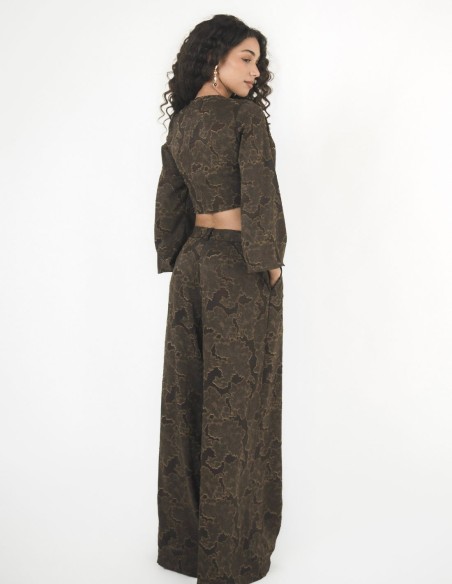 High-waisted palazzo pants with brown brocade