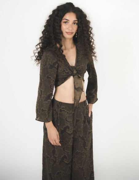 High-waisted palazzo pants with brown brocade
