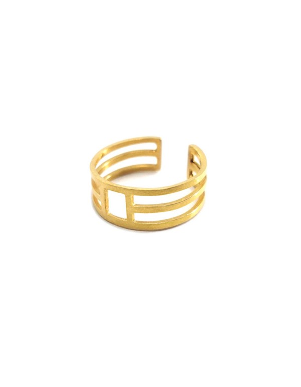 Yellow gold plated brass ring at INVITADISIMA