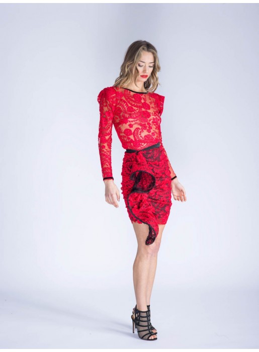 Short red lace skirt with black velvet by LAHIVE