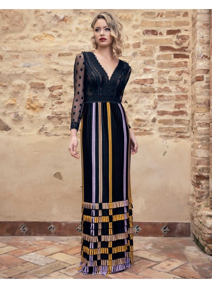 Long party dress with striped skirt and lace and polka dot sheer bodice at INVITADISIMA