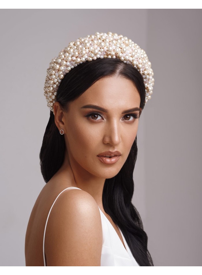 Diadema gruesa de perlas y cristales para novia o invitada-beige