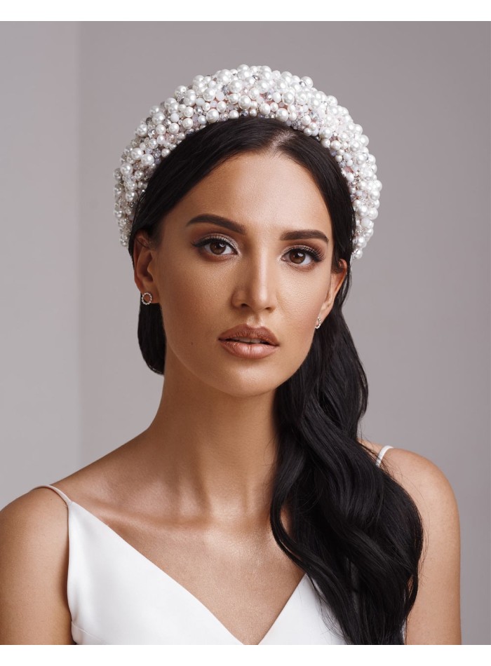 Diadema gruesa de perlas y cristales para novia o invitada-beige