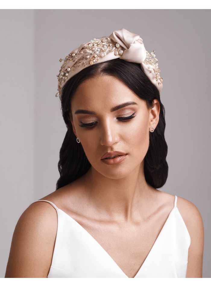 Satin headband with side knot and beads-beige