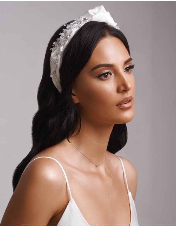 Satin headband with side knot and beads-white