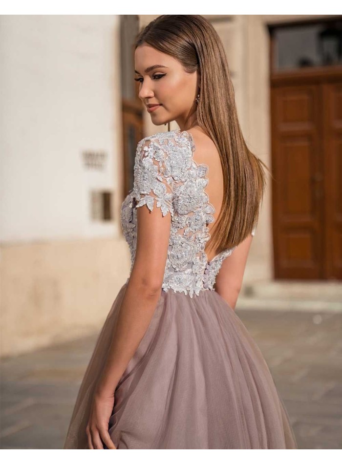 Cocktail Dress with tulle skirt and lace bodice | INVITADISIMA